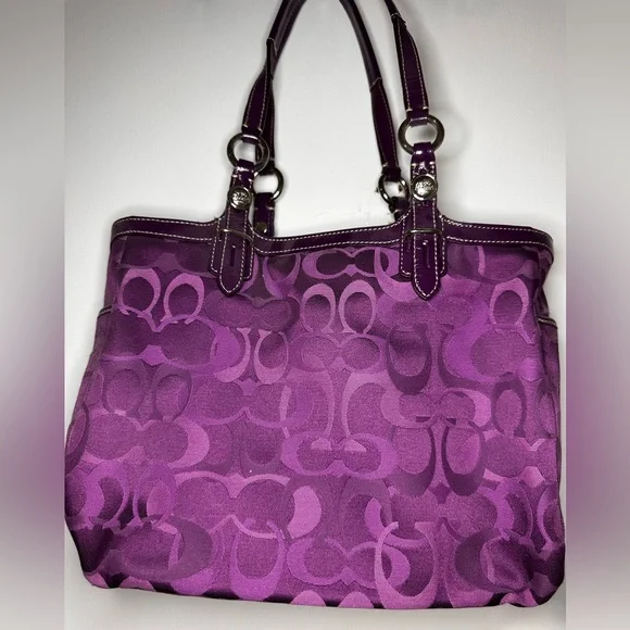 Coach Purse - Picture 2 of 7